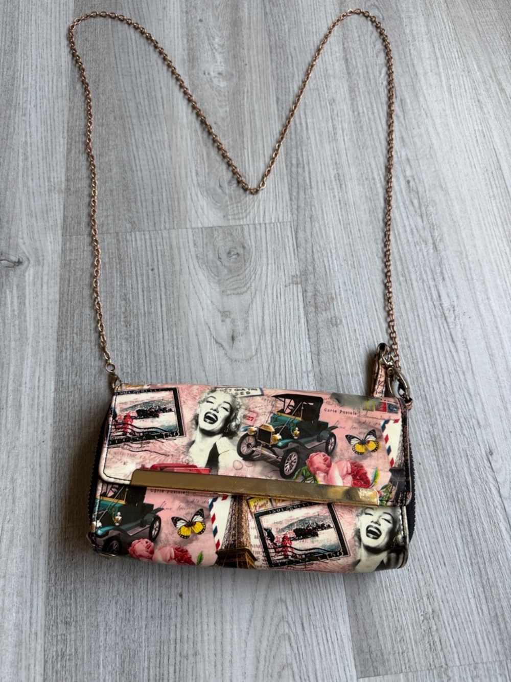 Vintage Print Pink Crossbody Bag with Chain Strap
